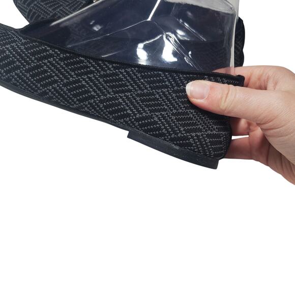 Skechers Pointed Toe Loafer Flat Air-Cooled Memory Foam Size 7 Knit Gray Black - Picture 13 of 14